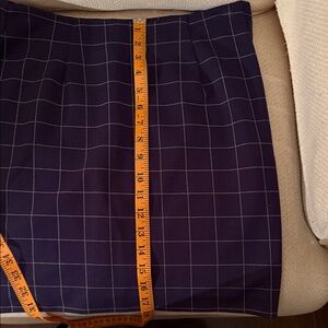 Navy LORD  & TAYLOR Windowpane Pencil Skirt 6 PETITE